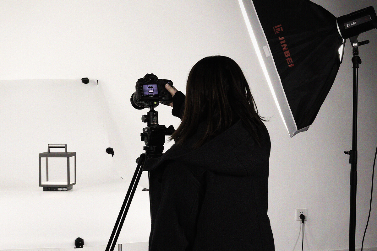 Pack-shot photography in Blink China studio